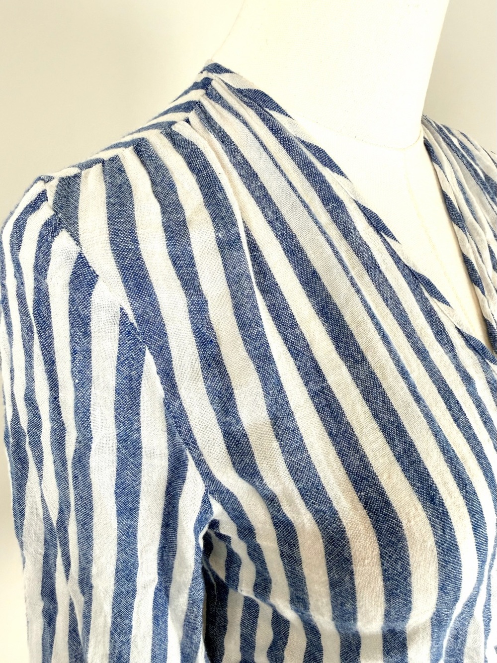 Rails Raquel Echo Stripe Linen Blend Wrap Top Blue and White Stripe Wrap Top XS - Picture 7 of 11